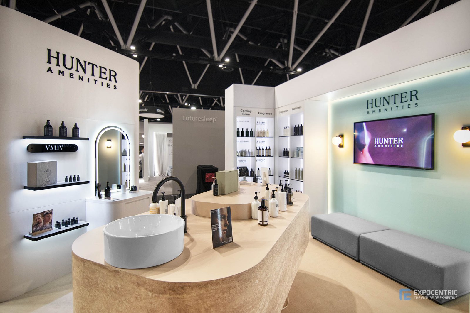 Hunter Amenities at No Vacancy 2025_4
